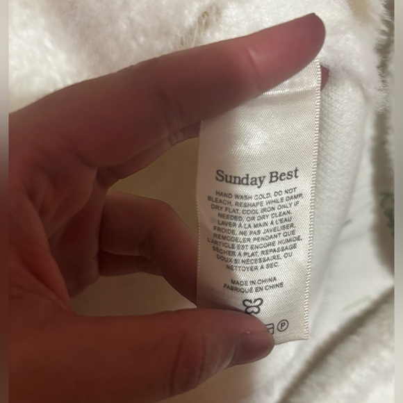 Elsie Sweater in white - Picture 2 of 4